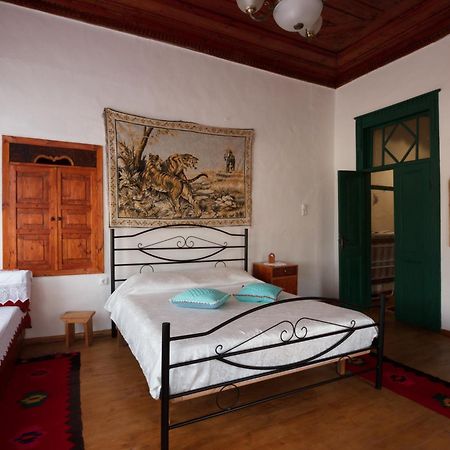 Guesthouse 1805 ジロカストラ エクステリア 写真