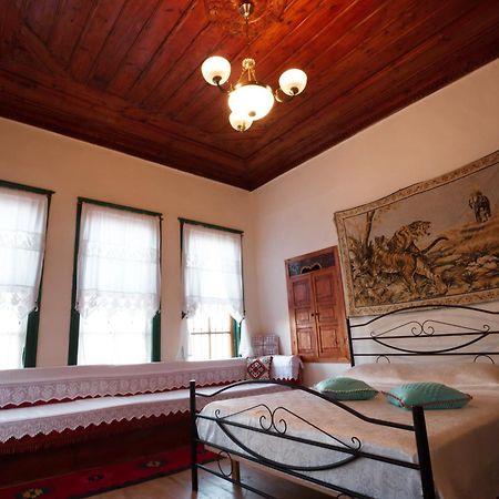 Guesthouse 1805 ジロカストラ エクステリア 写真