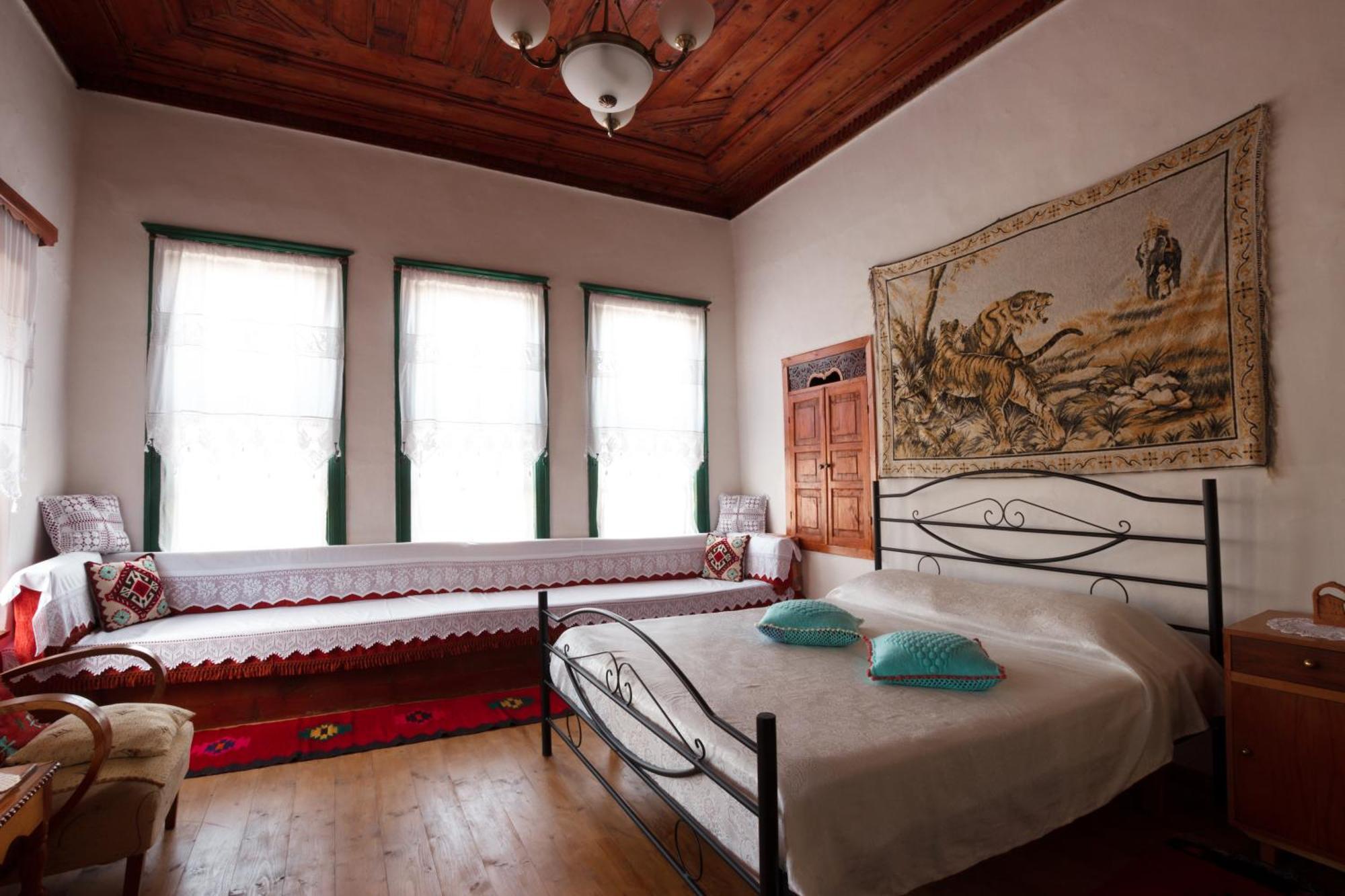 Guesthouse 1805 ジロカストラ エクステリア 写真