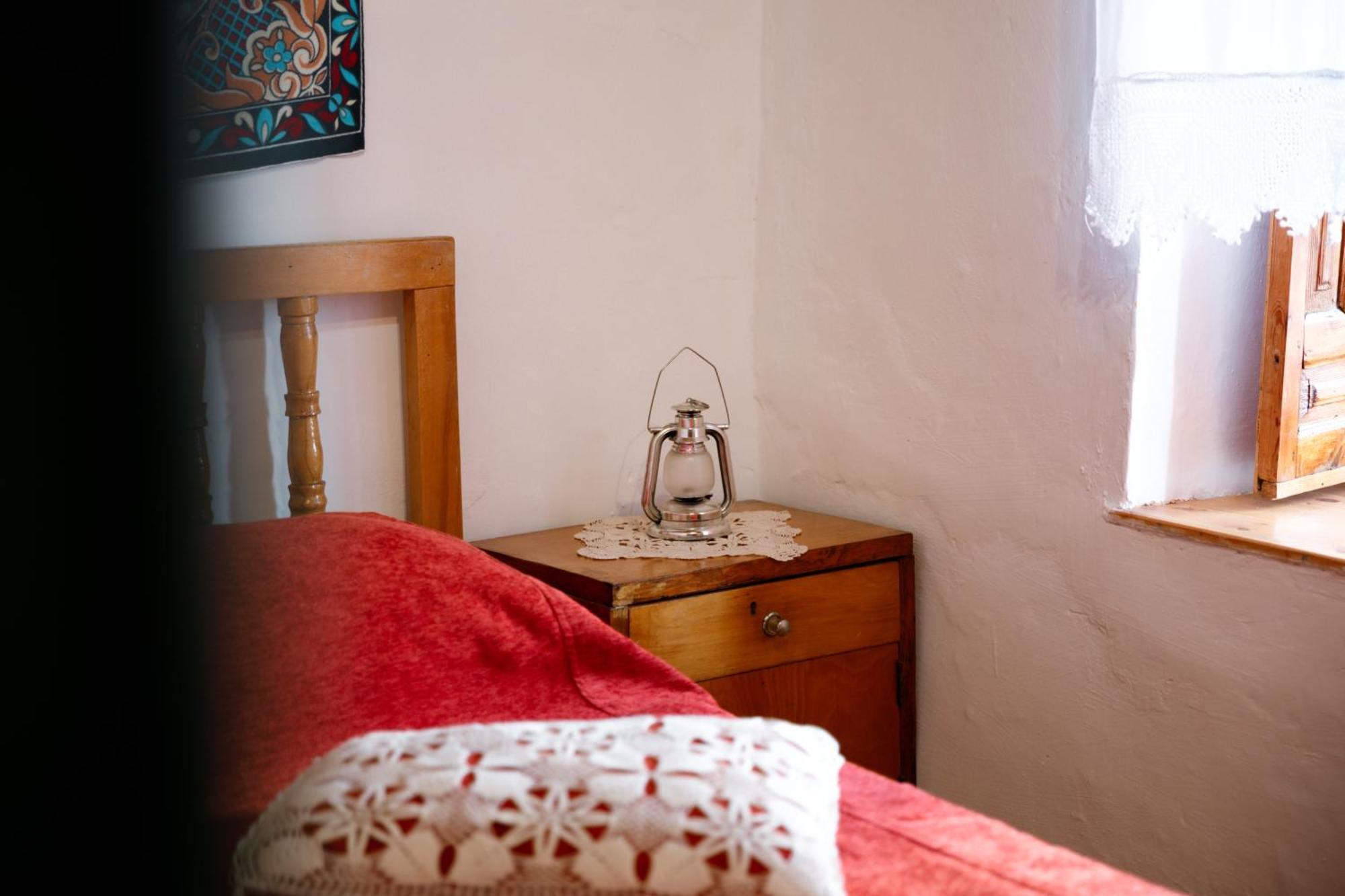 Guesthouse 1805 ジロカストラ エクステリア 写真