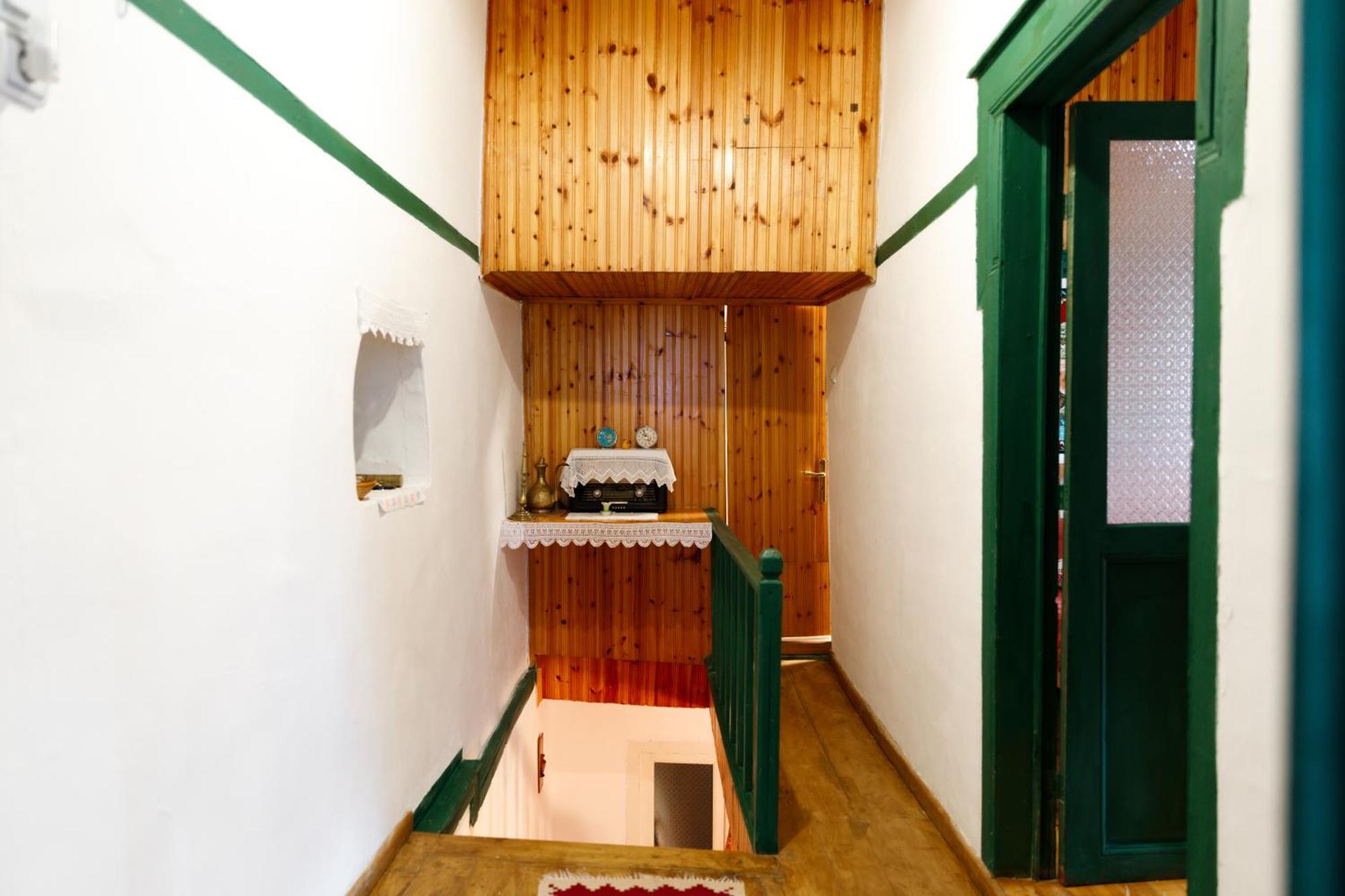 Guesthouse 1805 ジロカストラ エクステリア 写真